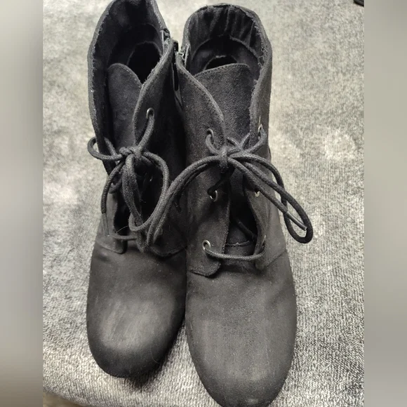 Rampage Black Lace Up Women's Boots - Picture 1 of 8